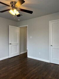 7919 Scanlock St photo'