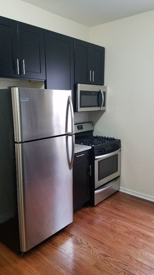 2133 N Springfield Ave-Unit -2F in Chicago, IL - Foto de edificio - Building Photo