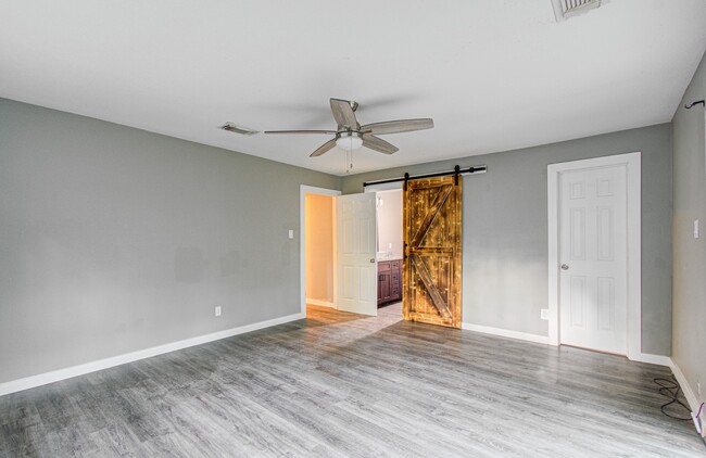 property at 2554 River Ridge