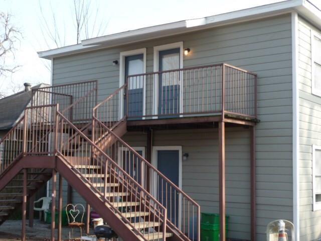1036 Louise St-Unit -C in Houston, TX - Foto de edificio - Building Photo