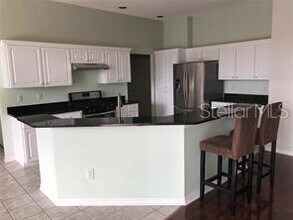 4512 River Overlook Dr in Valrico, FL - Building Photo - Building Photo
