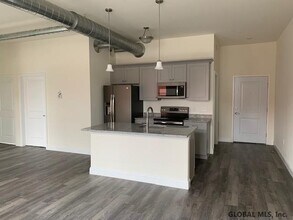 12 White St-Unit -22 in Cohoes, NY - Building Photo - Building Photo