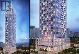 30 Elm Dr W in Mississauga, ON - Building Photo