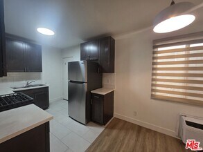 1224 N Fairfax Ave in West Hollywood, CA - Building Photo - Building Photo