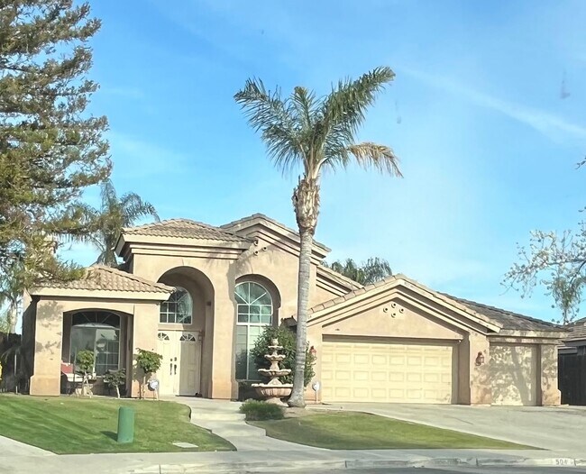 504 Tabor Way in Bakersfield, CA - Building Photo - Building Photo