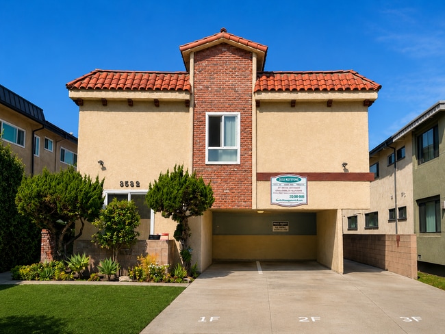 3532 Keystone Av