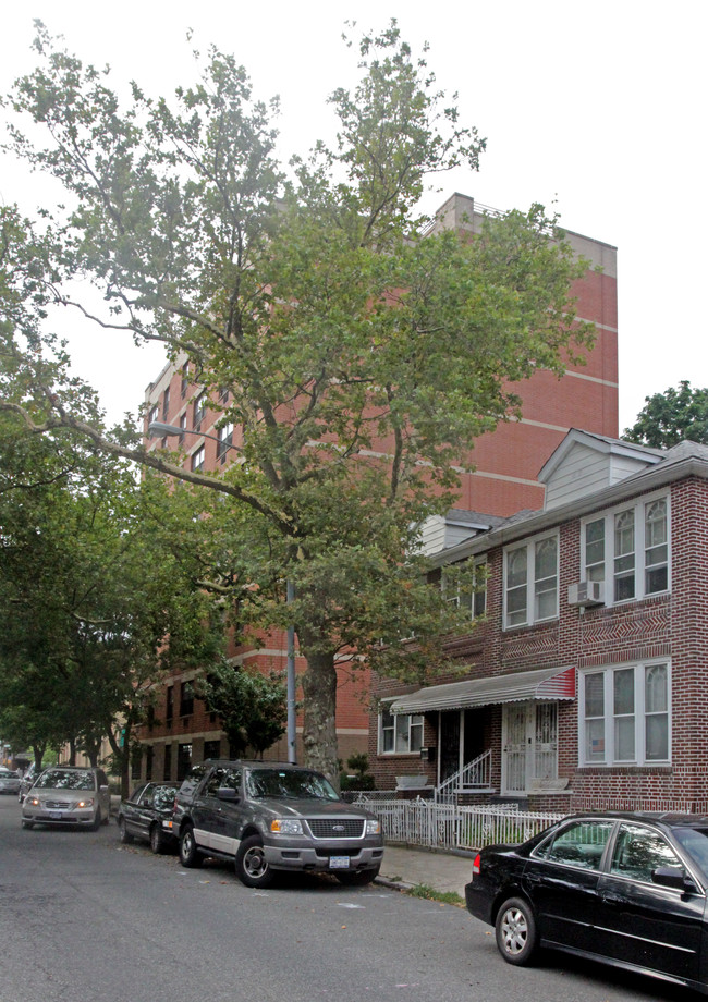 Subotnick House in Brooklyn, NY - Building Photo - Building Photo