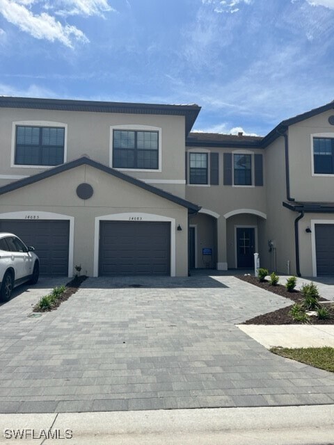 14255 Pine Lodge Ln in Ft. Myers, FL - Building Photo