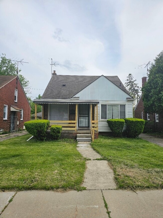 14068 Carlisle St