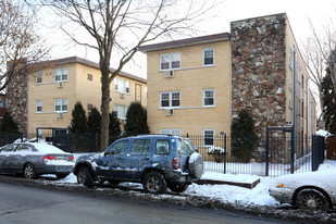 1813-1819 W Touhy Ave Apartments