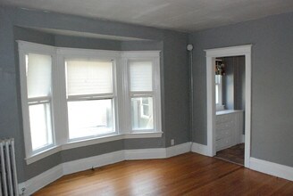 27 Harper St, Unit 1 in Rochester, NY - Building Photo - Building Photo