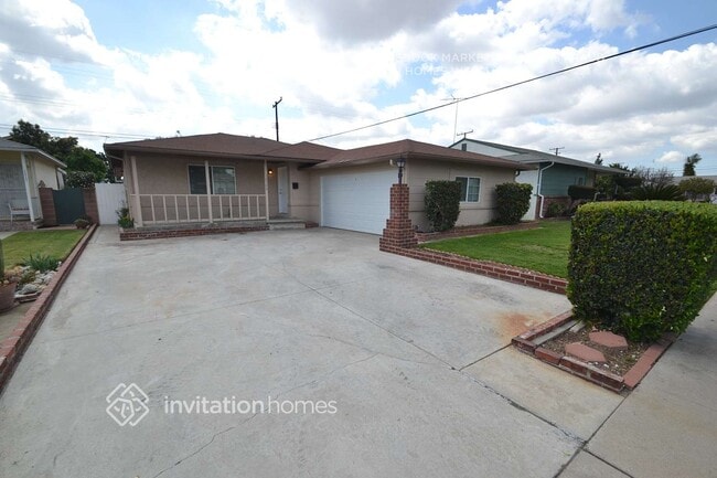property at 12706 Muroc St