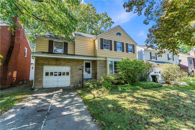 1044 S Belvoir Blvd in South Euclid, OH - Building Photo - Building Photo