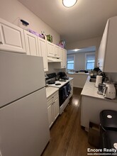 24 Littell Rd, Unit 2 in Brookline, MA - Building Photo - Building Photo