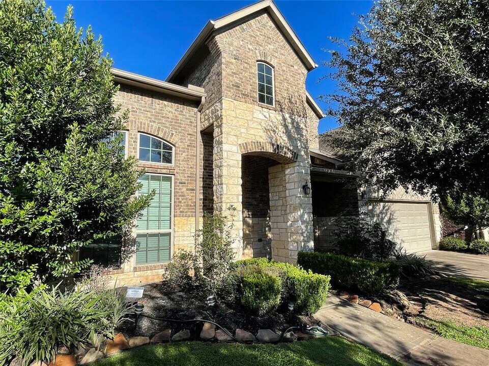 5534 Mangrove Creek Ln in Sugar Land, TX - Building Photo