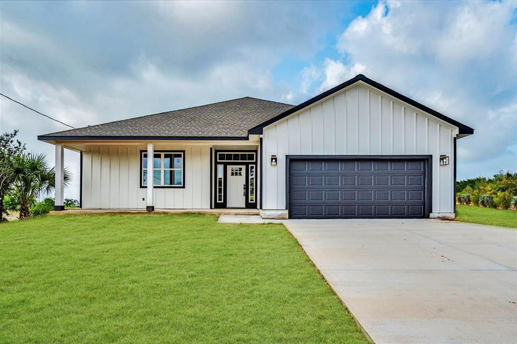 159 Mauna Kea Ln in Bastrop, TX - Foto de edificio