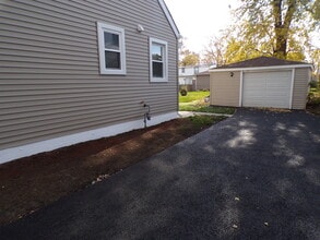 161 W Franklin Dr in Northlake, IL - Building Photo - Building Photo