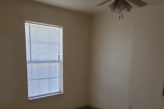 818 E 7th St, Unit bldr. in Clovis, NM - Foto de edificio - Building Photo