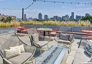 Tanner Flats Apartments in Portland, OR - Building Photo