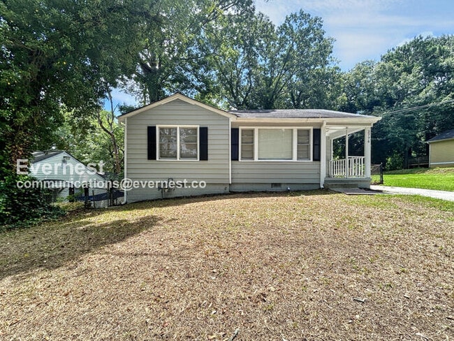 property at 2776 Palm Dr