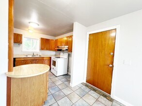 3106 Farragut St in Bremerton, WA - Building Photo - Building Photo