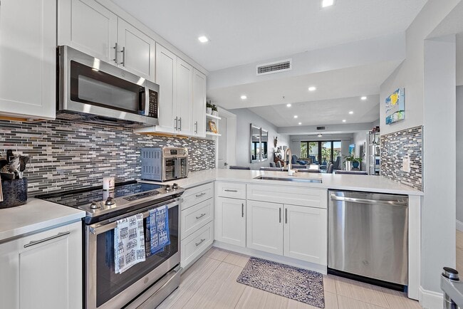 property at 1101 Seafarer Cir
