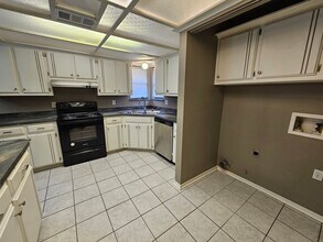 2841 Creekview Terrace in Norman, OK - Building Photo - Building Photo