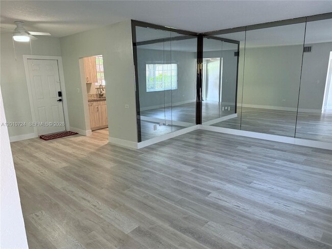 2424 SW 12th St in Miami, FL - Building Photo - Building Photo