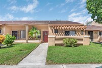 830 NW 79th Terrace in Plantation, FL - Foto de edificio - Building Photo