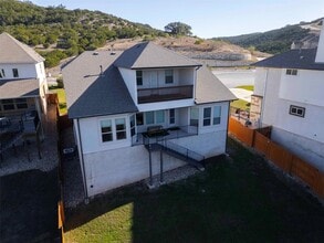 5516 Limestone Spring Cove in Austin, TX - Foto de edificio - Building Photo