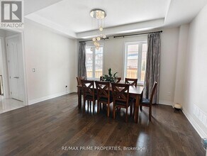 853 Harry Douglas St in Newmarket, ON - Building Photo - Building Photo