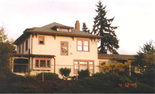 4136 N 37th St in Tacoma, WA - Building Photo