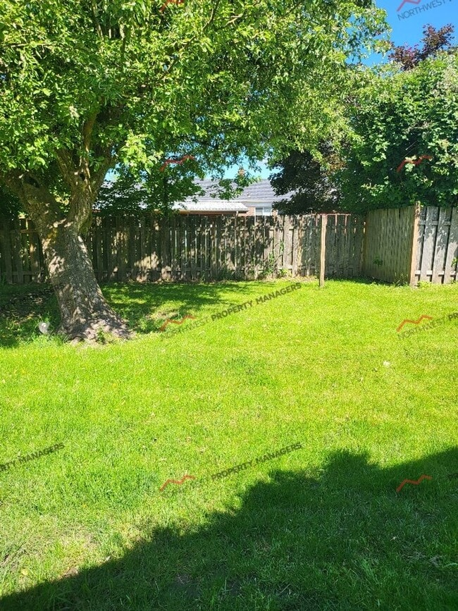 72 SW 8th St in Chehalis, WA - Building Photo - Building Photo