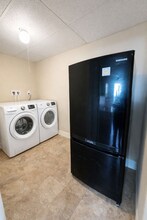 242 E High St in Manchester, NH - Building Photo - Building Photo