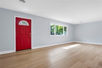 28 Campus Dr W in Amherst, NY - Building Photo - Building Photo