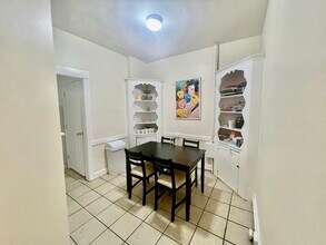 322 Saint Paul St, Unit 1 in Brookline, MA - Building Photo - Building Photo