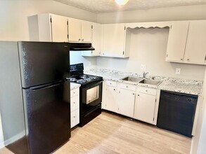 1329 Gray Hawk Rd in Lexington, KY - Building Photo - Building Photo