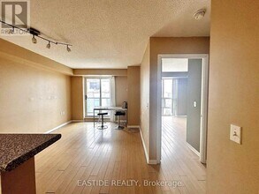 22 Olive Ave in Toronto, ON - Building Photo - Building Photo