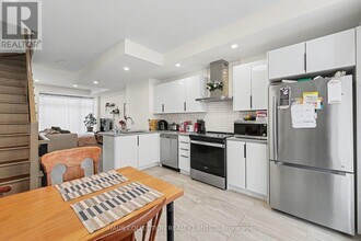 336 Foliage Private in Ottawa, ON - Building Photo - Building Photo