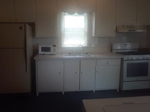 1411 Gary St in Columbia, MO - Foto de edificio - Building Photo