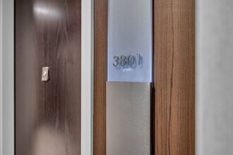 515 Church St, Unit 3801 in Nashville, TN - Building Photo - Building Photo