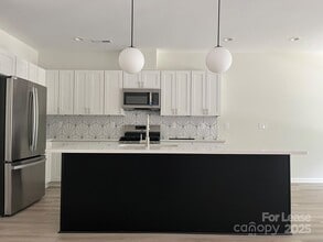 1023 Blessing Orchid Aly in Mint Hill, NC - Building Photo - Building Photo