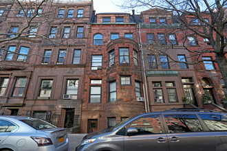 152 W 76th St in New York, NY - Foto de edificio - Building Photo