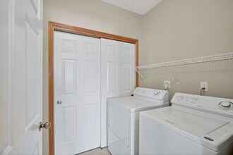 1380 SE Florence Dr, Unit 47 in Waukee, IA - Building Photo - Building Photo