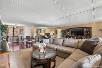 1120 Warburton Ave in Yonkers, NY - Building Photo - Building Photo