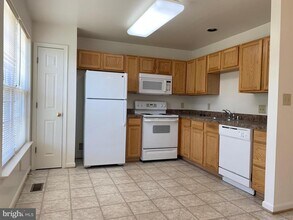 10031 Gander Ct in Fredericksburg, VA - Building Photo - Building Photo