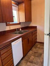 712 E 4th Ave, Unit D in Ellensburg, WA - Building Photo - Building Photo
