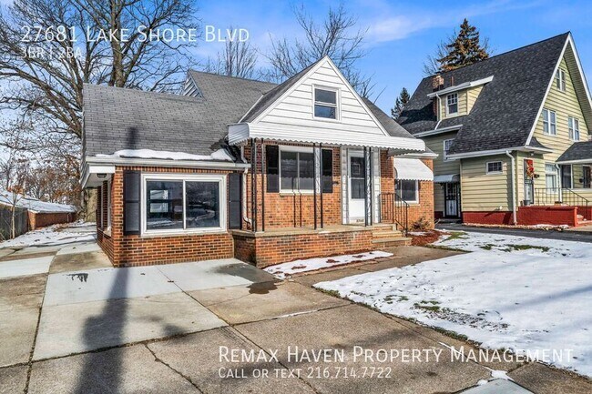 27681 Lakeshore Blvd in Euclid, OH - Building Photo - Building Photo