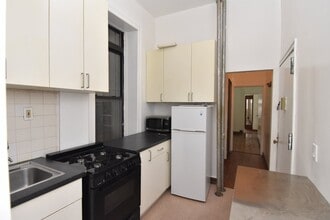 8 West 119 St, Apt 4 in New York, NY - Building Photo - Building Photo