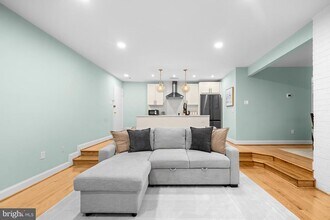 9820 Georgia Ave in Silver Spring, MD - Building Photo - Building Photo